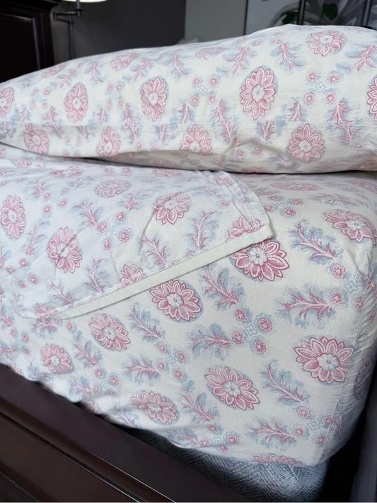 Chaps Ralph Lauren Welbourne Sheet Set Queen Size Red Ivory Blue