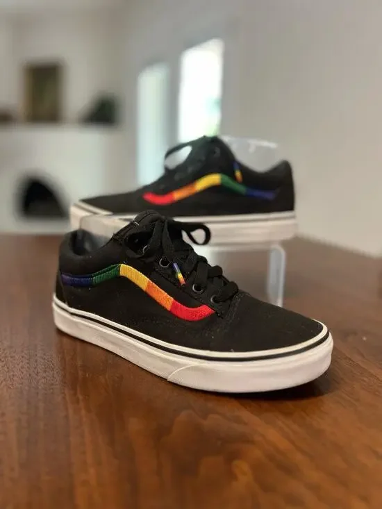 Vans Old Skool Pride Rainbow Black Suede Canvas VN0A4U3B0AN Sneakers M 5.5 / W 7