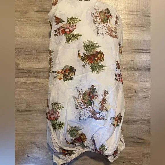 Pottery Barn Full Fitted Sheet Nostalgic Santa Clause Print