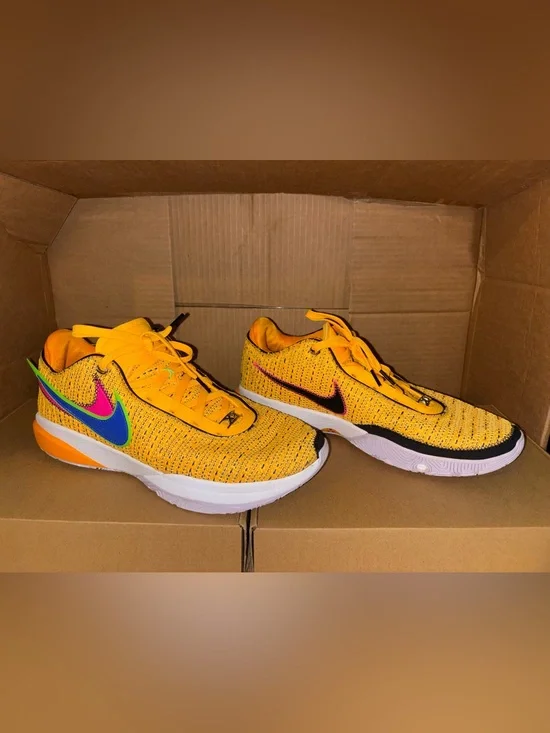 Nike LeBron 20 XX