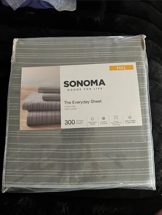 SONOMA Everyday Sheet Set in Gray with White Dotted Stripes