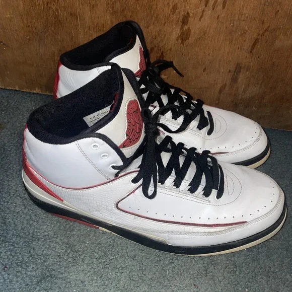 Size 14 - Jordan 2 Retro QF Varsity Red 2010‎