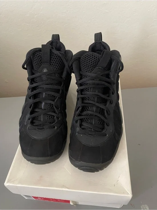 Nike Men's Black High-Top Athletic Sneakers