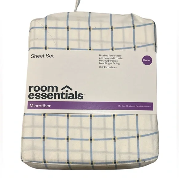 Queen Size Set Room Essentials White and Blue Plaid Microfiber Sheet Set
