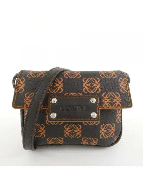 Loewe 104 80 204 Shoulder