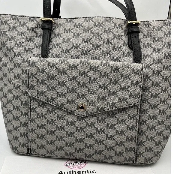 Michael Kors Authenticated Jet Set Lg Flap Pocket Multifunction Gray BlackTote