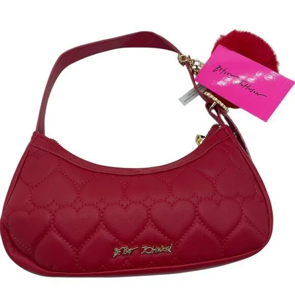 BETSEY JOHNSON‎ Quilted Heart Shoulder Bag/Heart Buckle  NWT Red Fuzzy Heart