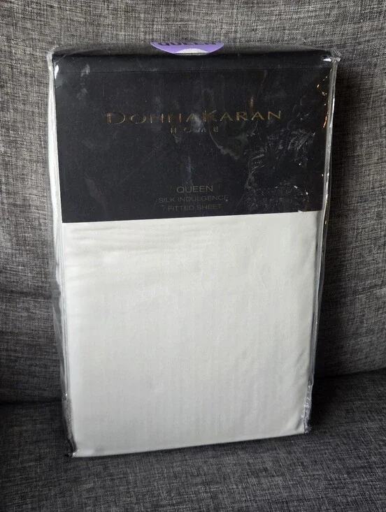 Donna Karan Collection Silk Indulgence Queen Fitted Sheet Ivory