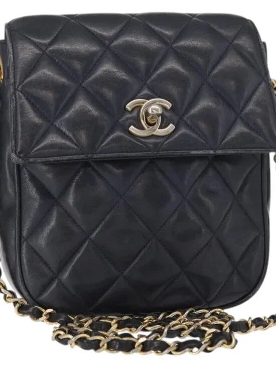 CHANEL Matelasse Chain Shoulder Bag Lamb Skin Navy Gold CC Auth 156505