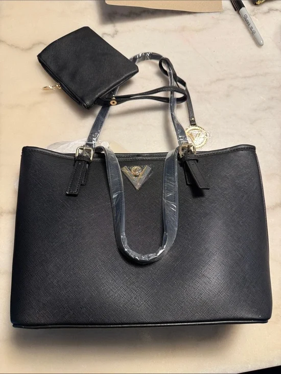 Classic Black Women's Tote Bag with Coin Purse