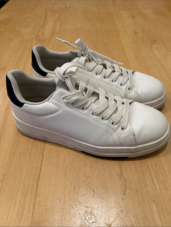 ZARA Classic White Low-Top Men's Sneakers