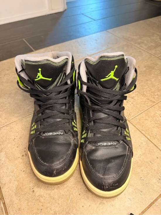 Nike Air Jordan SC- Black and Neon 2013