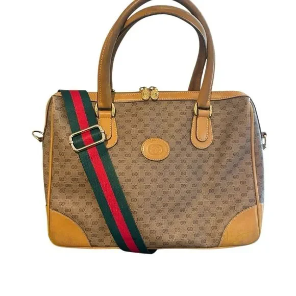 Gucci Beige Interior with Gold Accent
