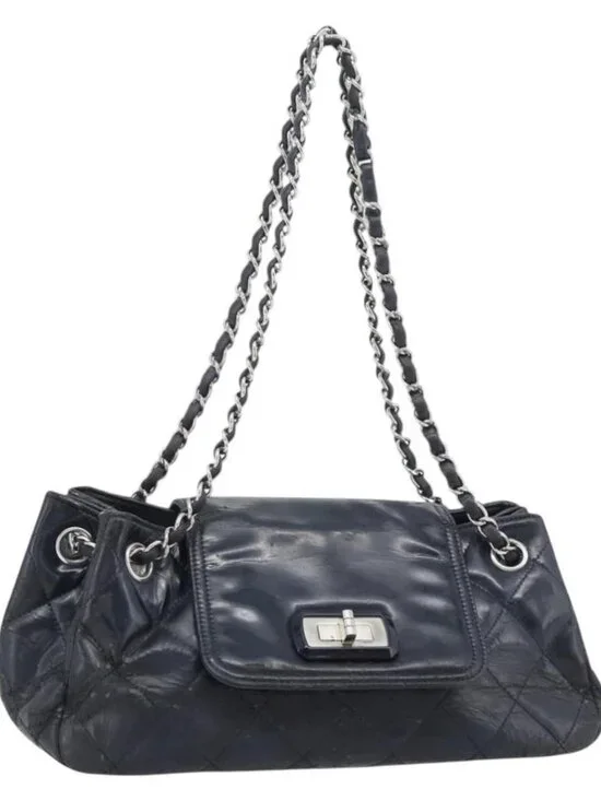 CHANEL Matelasse Chain Purse Bag Patent Leather Navy Silver CC Auth bs35340