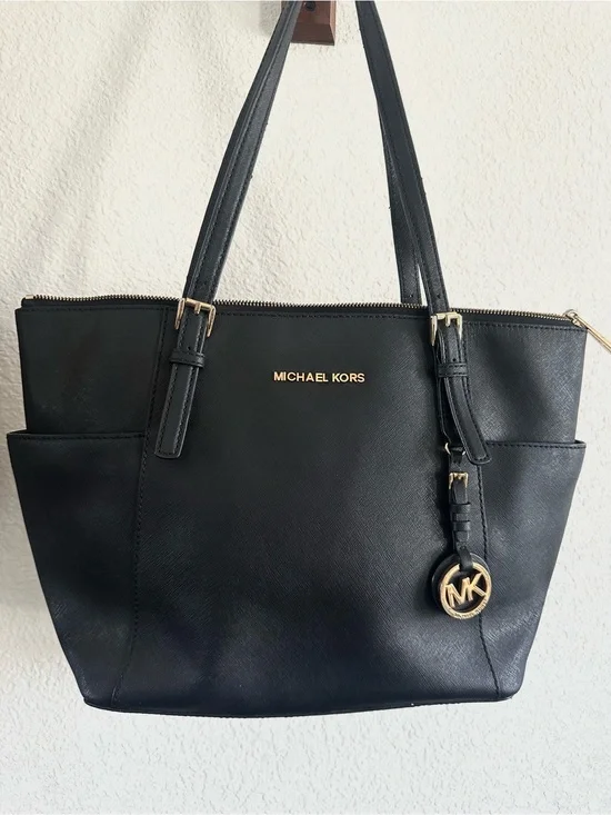 Michael Kors Charlotte Large Saffiano Leather Top Zip Tote Bag Black Gold