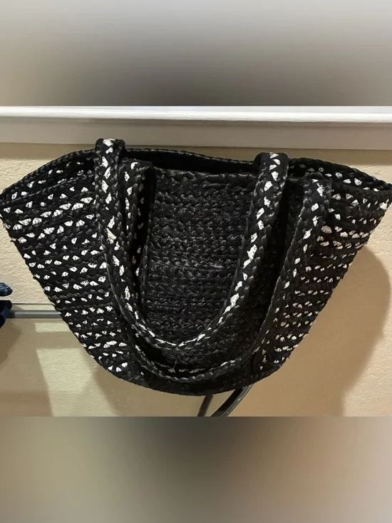 Shiraleah Black Woven jute Tote Bag with White Accents