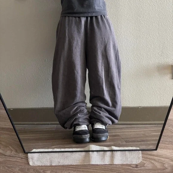 Vintage Y2K/2000s Baggy Faded Grey Skater Sweatpants! Size XL