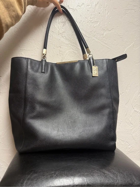 Coach Madison Saffiano leather East West tote bag