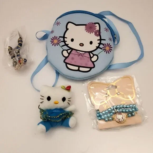 Hello Kitty Jewlery Bag Carrying Pouch With Bracelet, Plush And Charm. Kid's