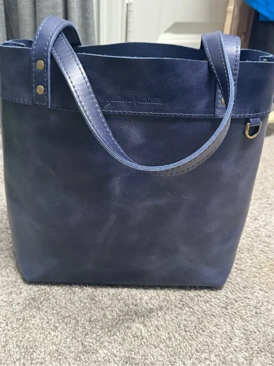 Portland Leather Goods Medium Montana Tote Cowboy Blue