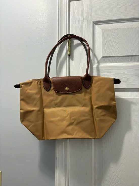 Longchamp Le Pliage Beige Shoulder Bag NWOT