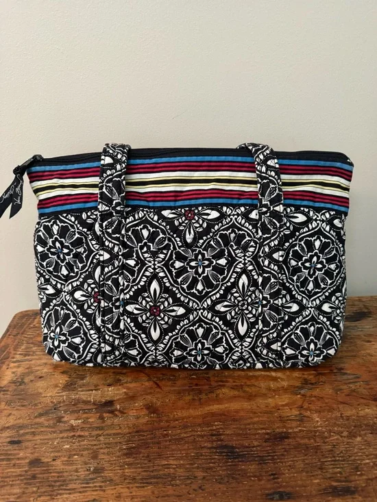 Retired Vers Bradley Zip Top Tote in “Barcelona”