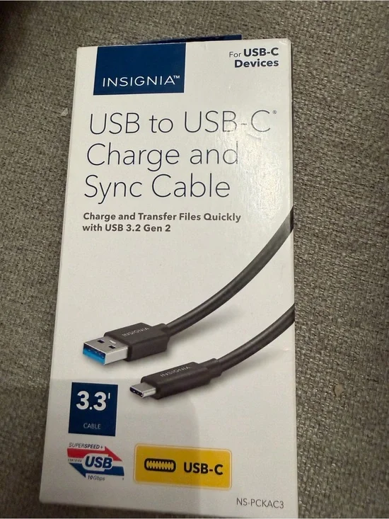 Insignia USB to USB-C Charge and Sync Cable - Black (3.3')