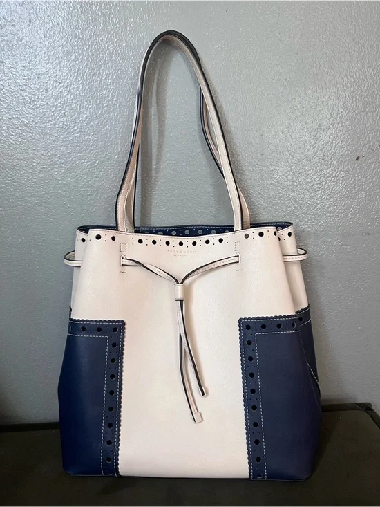 Tory Burch T - block brogue leather bucket bag