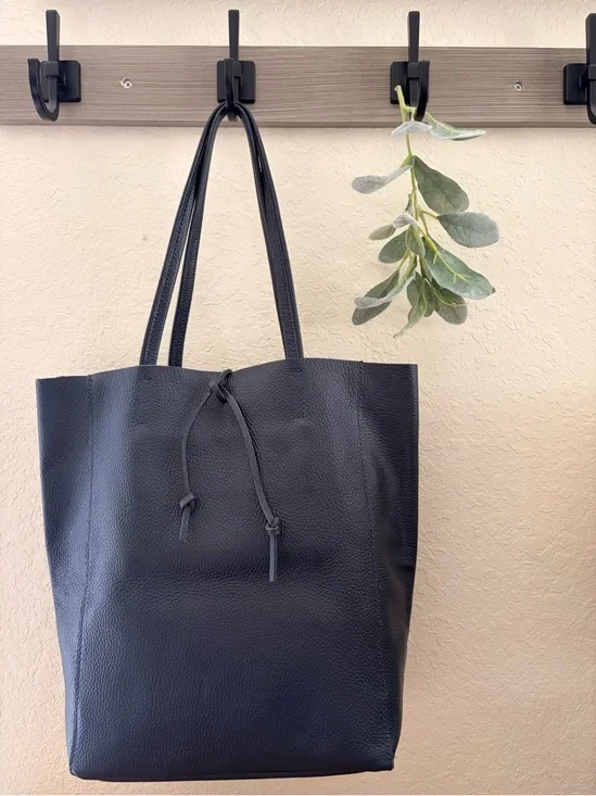 Borse in Pelle Italian Leather Navy Minimalist Tote Bag, Made in Italy
