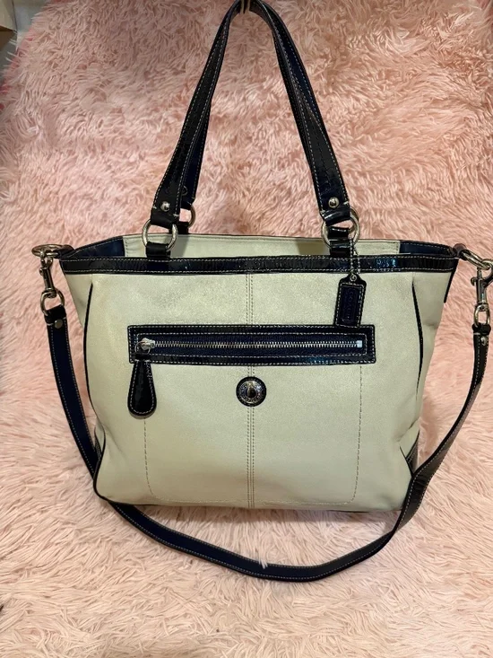 Coach tote