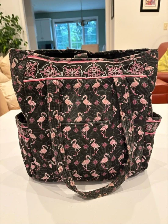 Vera Bradley Black & Pink Quilted Flamingo Tote pocketbook-beach bag-Tanya Lee