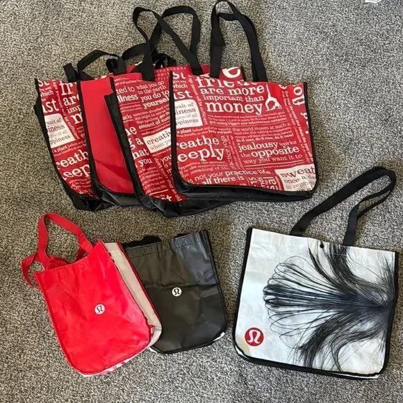 lululemon athletica Red and Black Graphic Tote Set - Lot of 7
