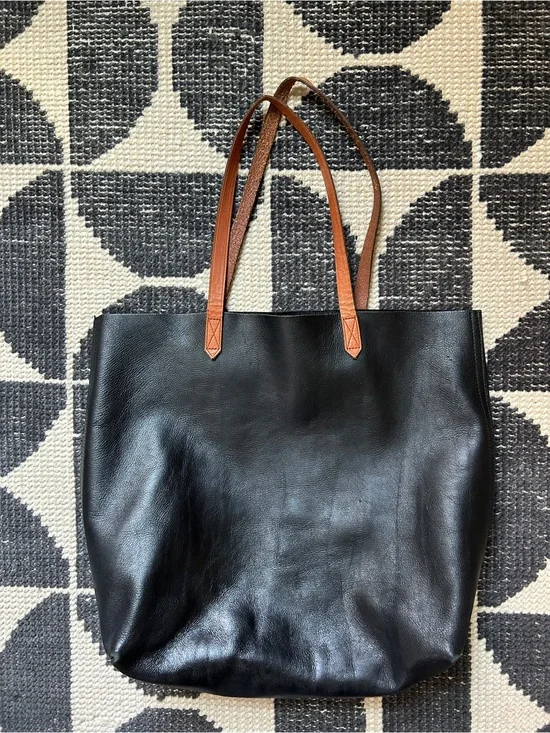 Madewell Classic Genuine Black Leather Tote (2018)