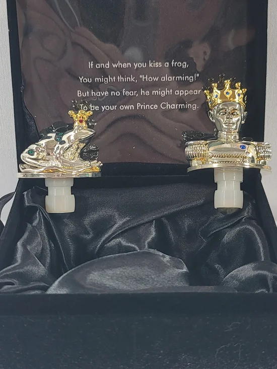 Gold Prince & Frog Decorative Bottle Stoppers - Elegant Home Vintage