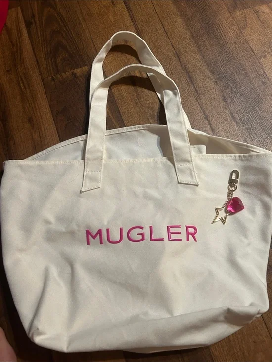 Mugler Cream Canvas Tote with Pink Logo and Gold Star Charm