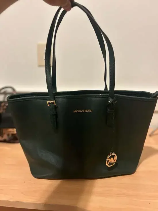 Michael Kors Jet Set Saffiano Leather Tote Bag