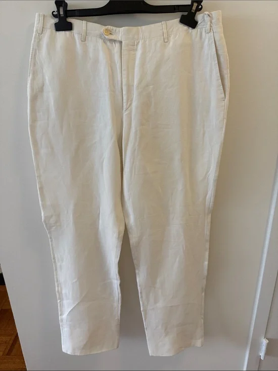 Corneliani 100 Linen Men’s Flat Front Straight Leg White Pants. Size IT 54 R.