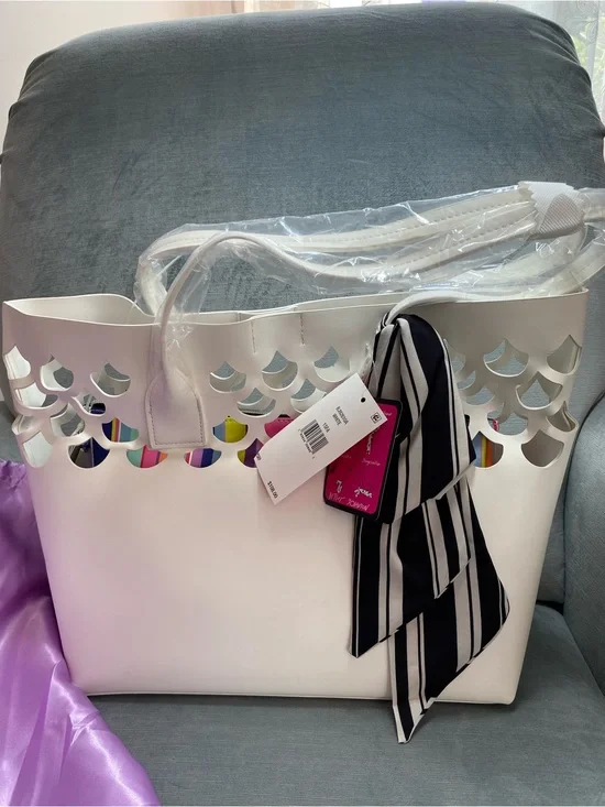 Betsey Johnson RARE White Cutout Tote NWT with removable colorful clutch & scarf
