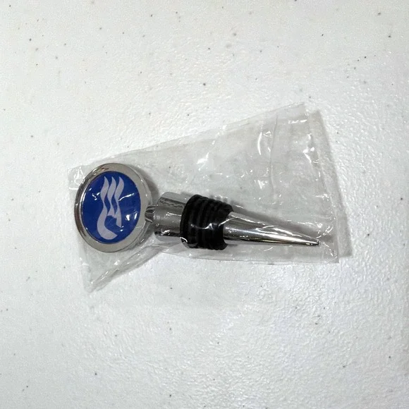Princess Cruises Wine Bottle Stopper Silver Blue Metal Logo Souvenir Collectible