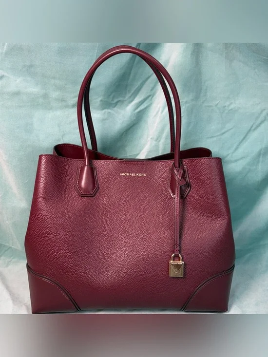 Michael Kors Large Mercer in Oxblood