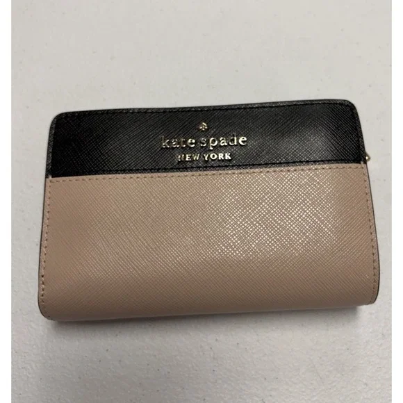 Kate Spade New York Women's Beige/Black Colorblock Bifold Wallet Zip Coin NEW