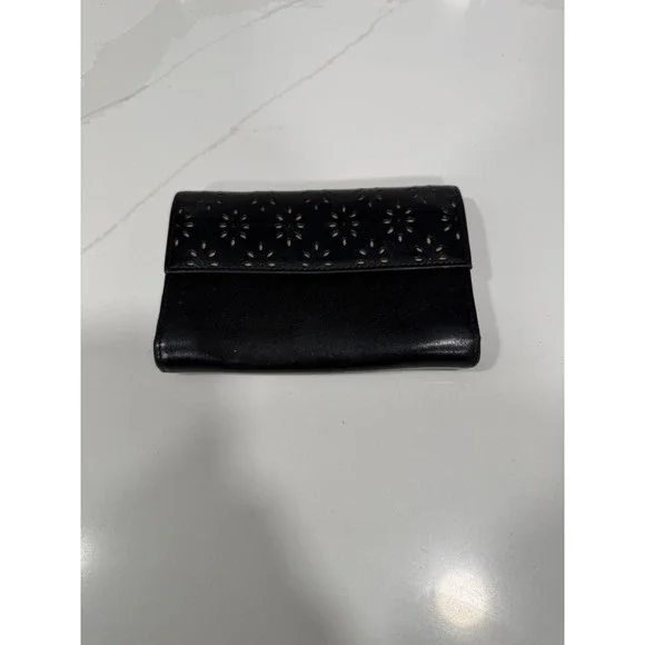 Lauren Ralph Lauren Black Leather Trifold Wallet Floral Eyelet Laser Cut Logo