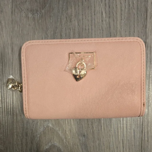 Juicy Coutour Women’s Pink Zip Wallet - Gold Hardware- New