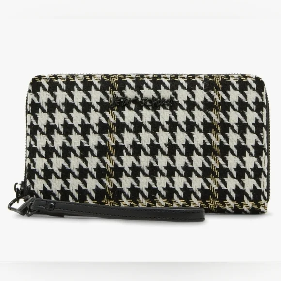 🖤▪️Betsey Johnson ▪️Zip Around Wristlet Plaid Black White Houndstooth Wallet