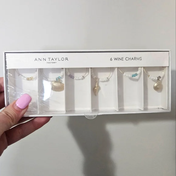 NIB Ann Taylor Factory Wine Charms Set Of 6 Beach Themed Seashells