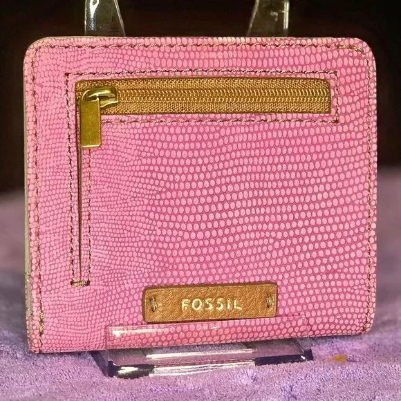 FOSSIL Pink Embossed Leather Bifold Wallet Coin Zip ID Window Card Holder