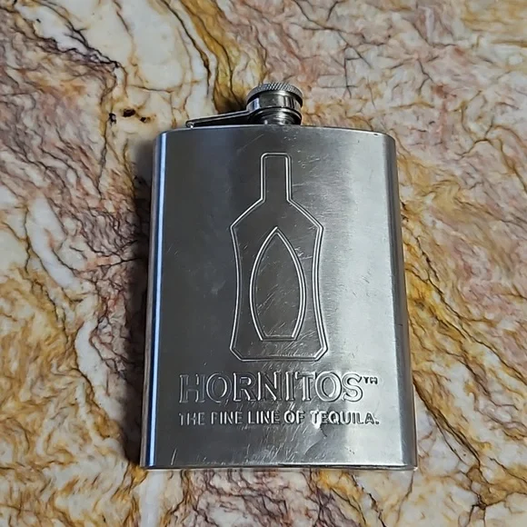 HORNOTOS Tequila Flasks