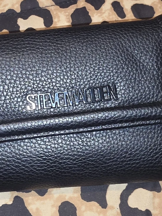 Steve Madden Black Pebbled Leather Wallet