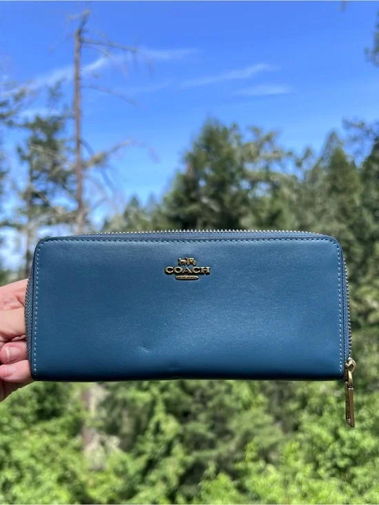 COACH Long Zip-Around Smooth Leather Wallet Blue w Gunmetal Hardware AUTHENTIC