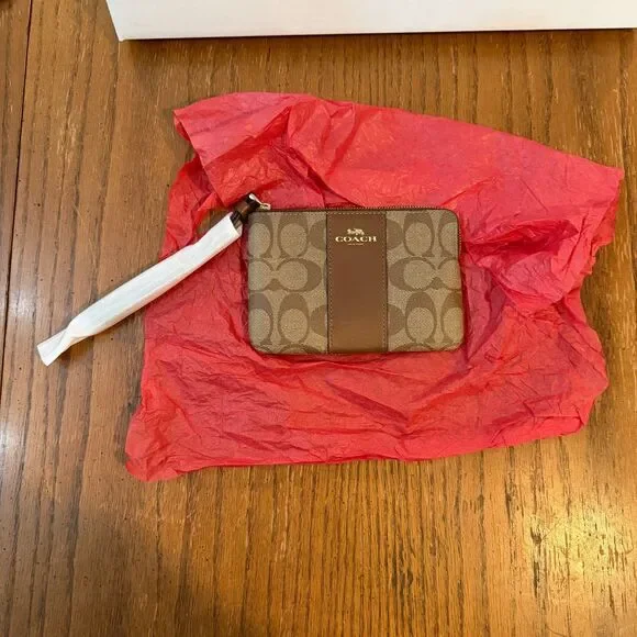 Coach F58035 Signature PVC Leather Corner Zip Wristlet Khaki Saddle NWT